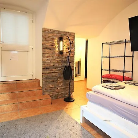 Fully Equipped Near Main Station Apartment *