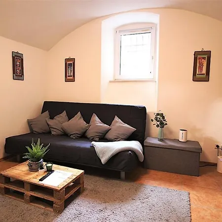 Appartement Fully Equipped Near Main Station *