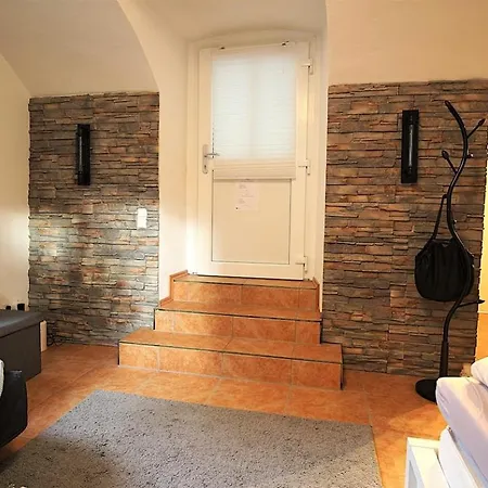 Fully Equipped Near Main Station Wurzburg